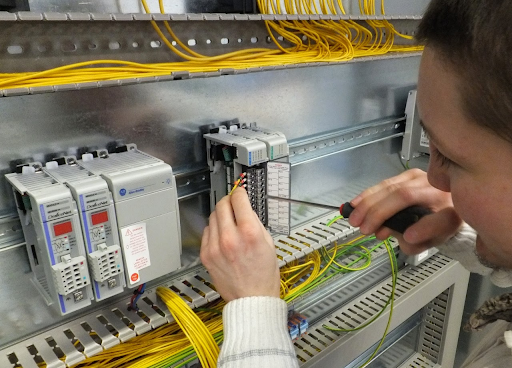 sửa chữa PLC Omron